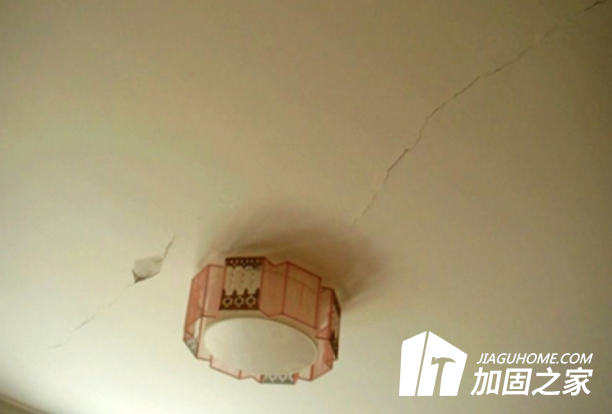 樓板開(kāi)裂原因分析，該如何防治樓板裂縫？