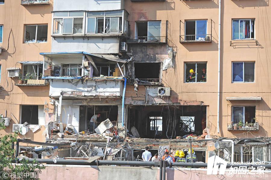 沈陽市某住宅樓突發爆炸事件，災后的安全鑒定應該怎么處理？