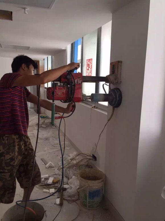 1536487301346369.jpg 56678.jpg