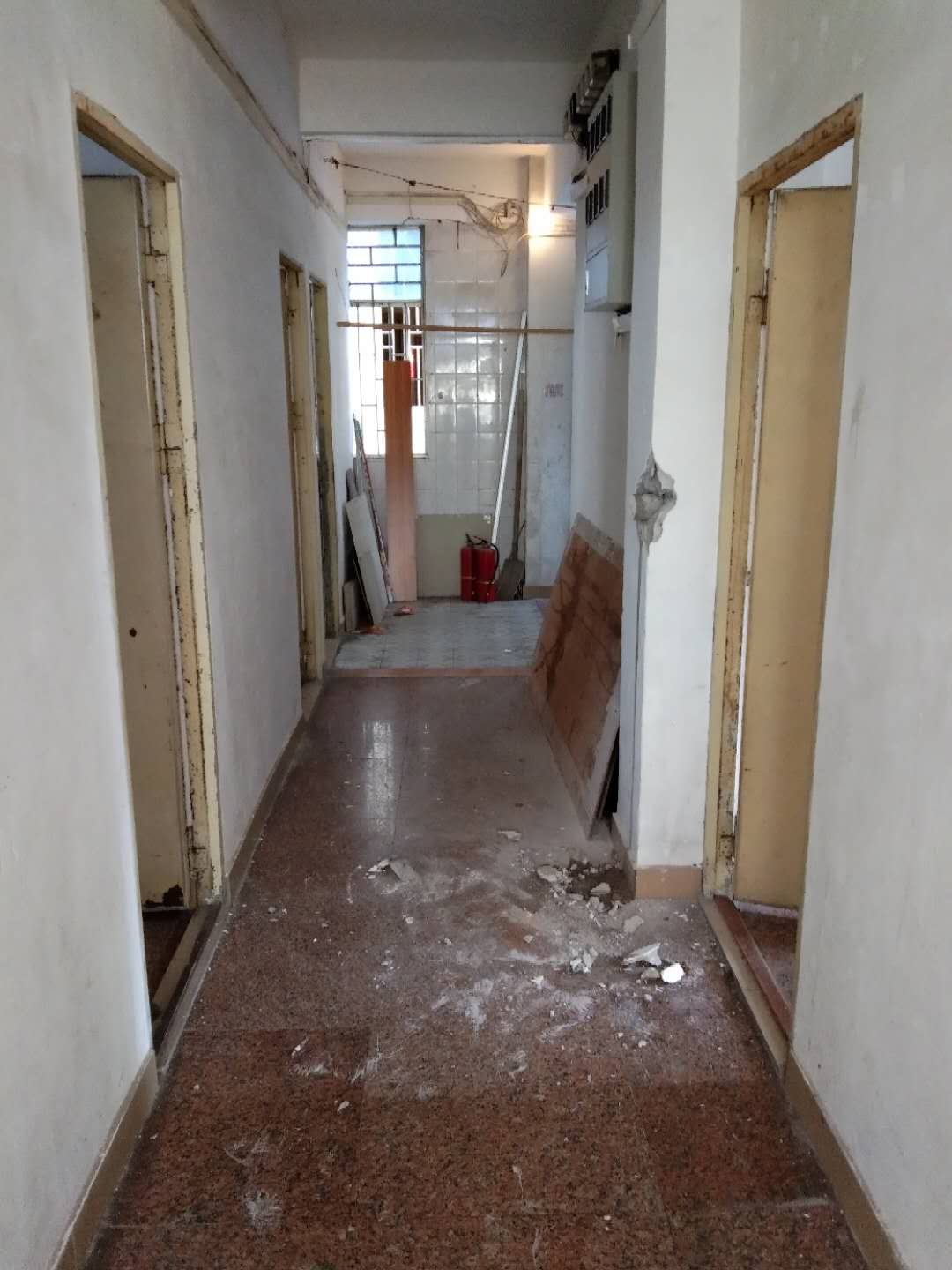 1536583210483458.jpg 820895171893953421.jpg