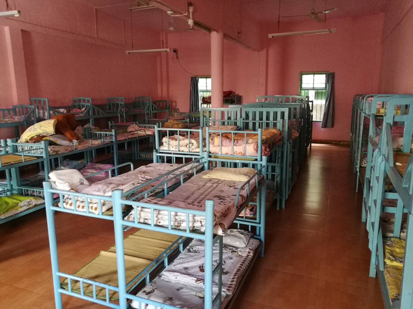 1537964502710976.jpg 32381557237940681.jpg