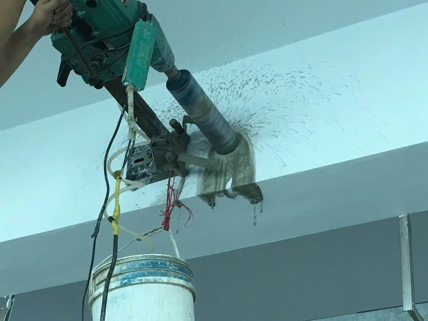 1538708139968617.jpg 549636115711066374.jpg