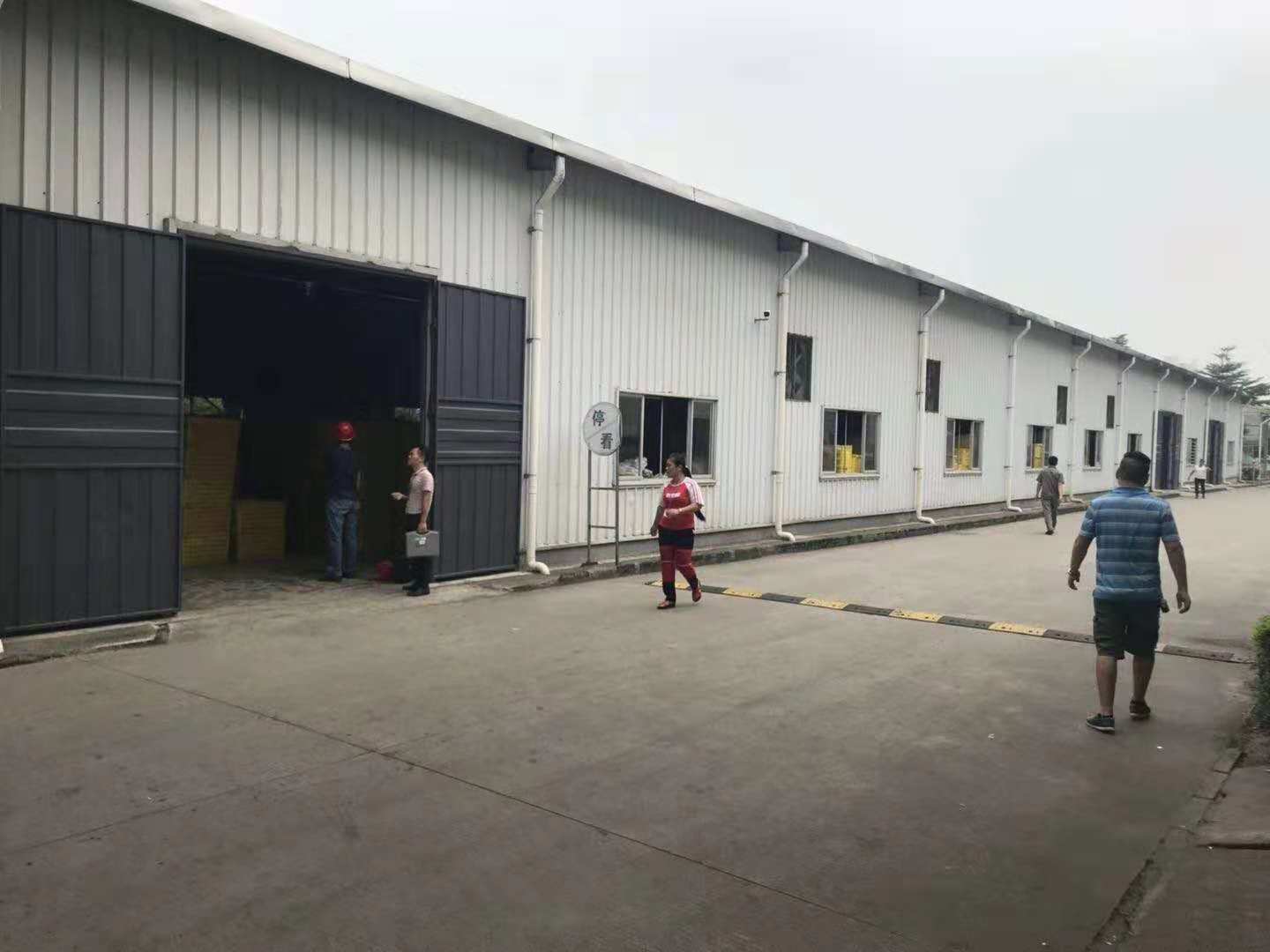 1540736220251850.jpg 338093138395397765.jpg