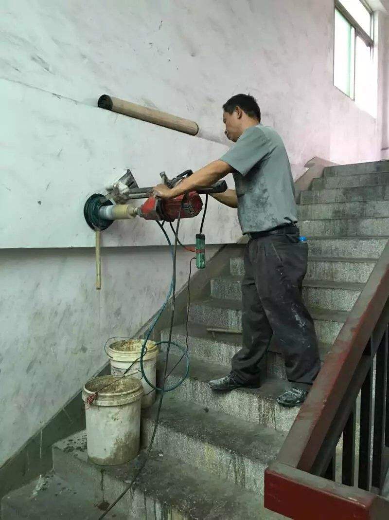 1540956853773623.jpg 221111.jpg