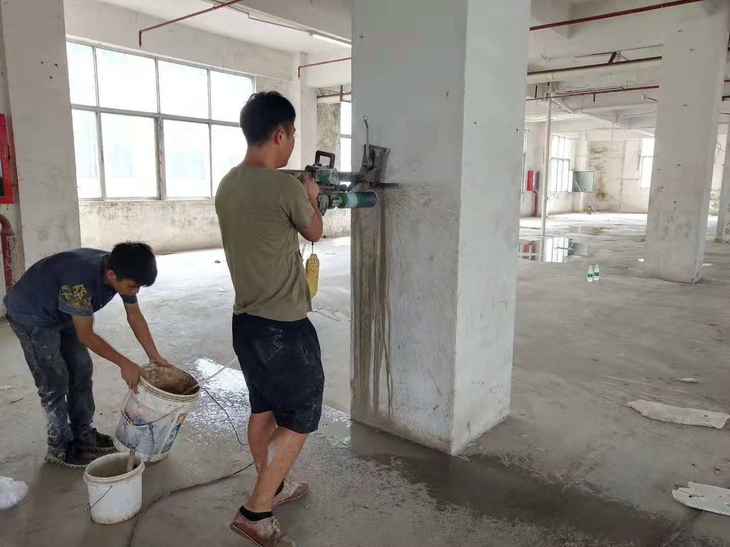 1541062799800973.jpg 111192223723026614.jpg