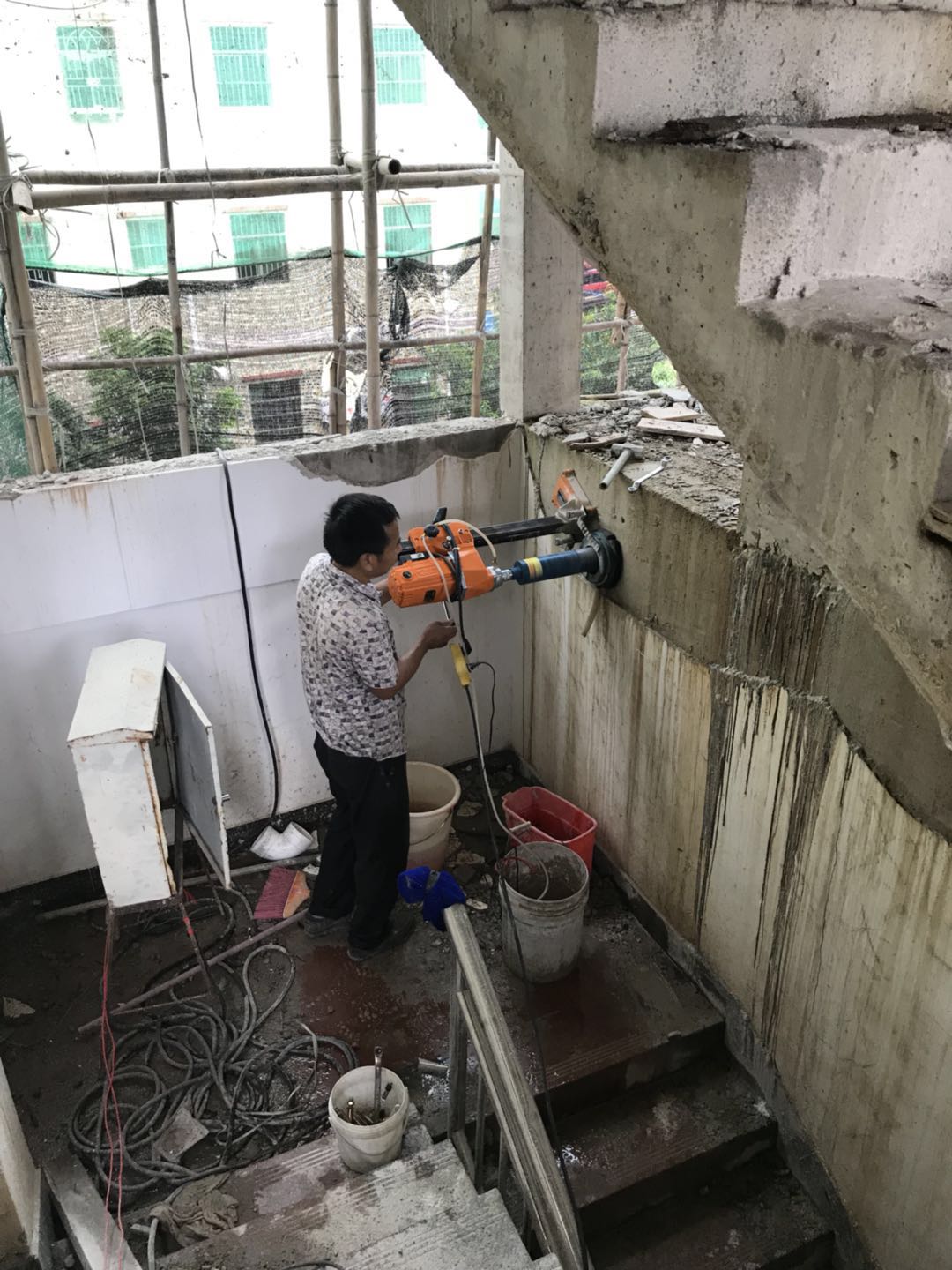 1541129628490835.jpg 481348497000640541.jpg