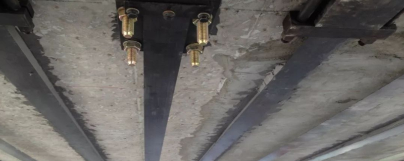 U型鋼箍板抗剪加固，能否施加預(yù)應(yīng)力?