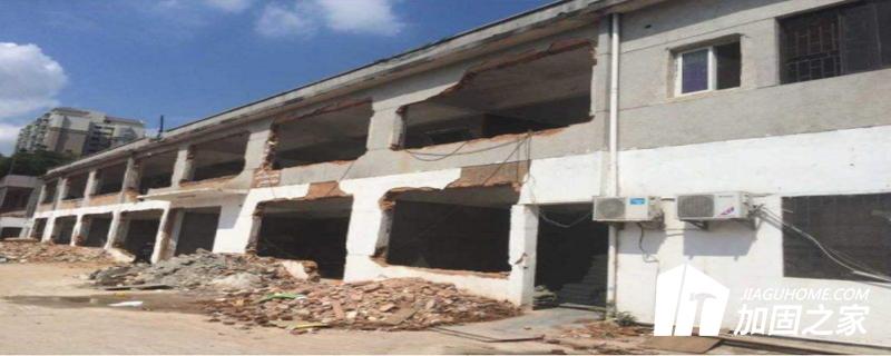 地基基礎鑒定現場調查應包括下列內容