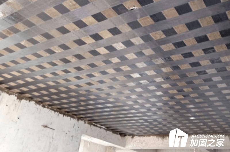 對樞軸受壓與大軸力受壓構件具有加固實際效果