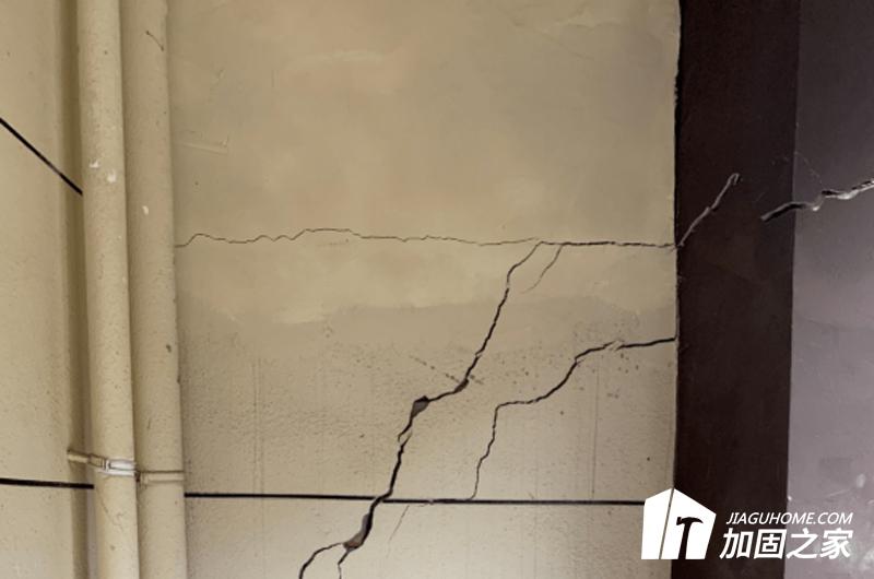 裂縫根據(jù)成因,大致可劃分為以下五類